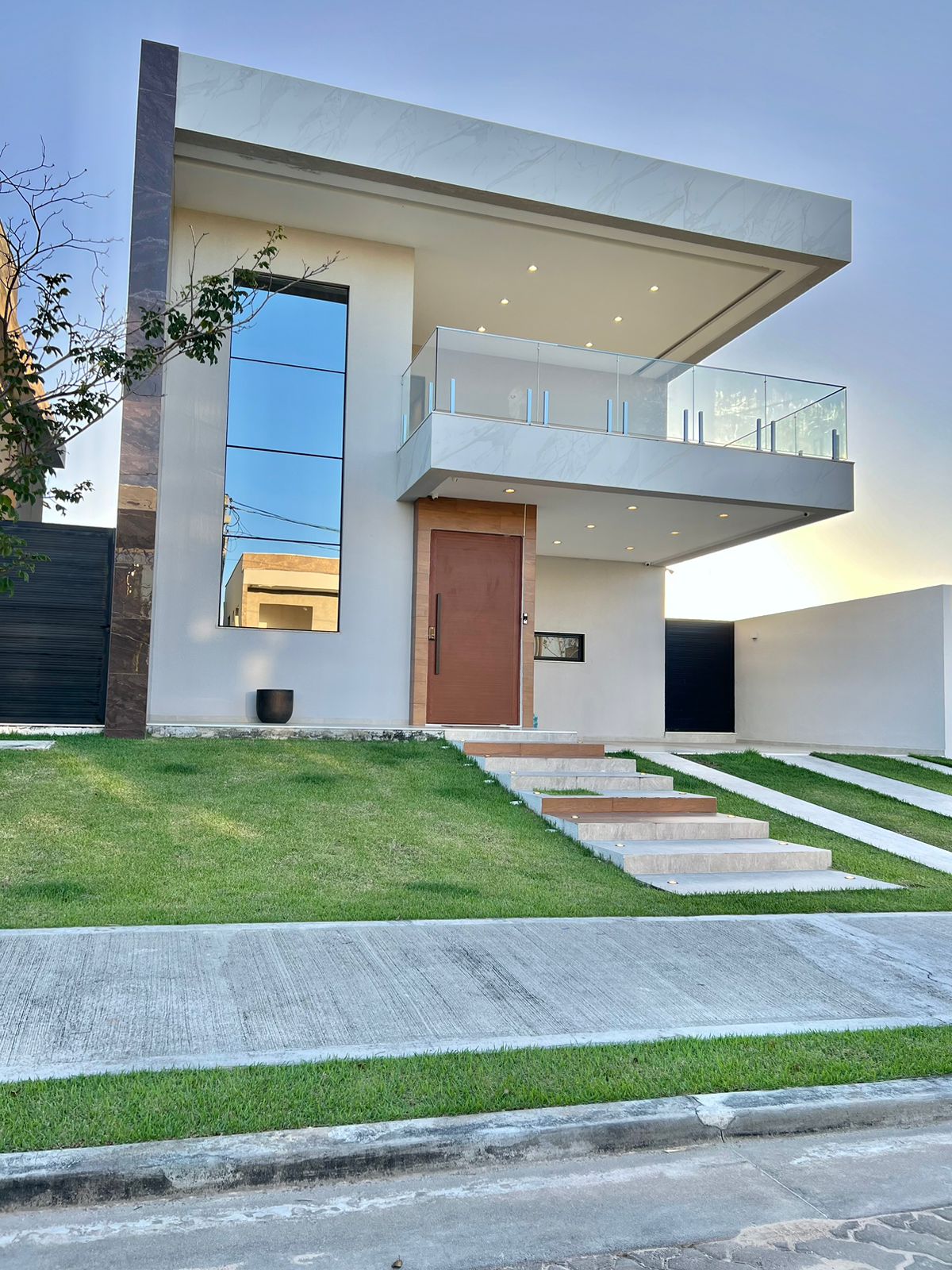 706b1615-c80e-4d0d-b219-c02a0aad3e46