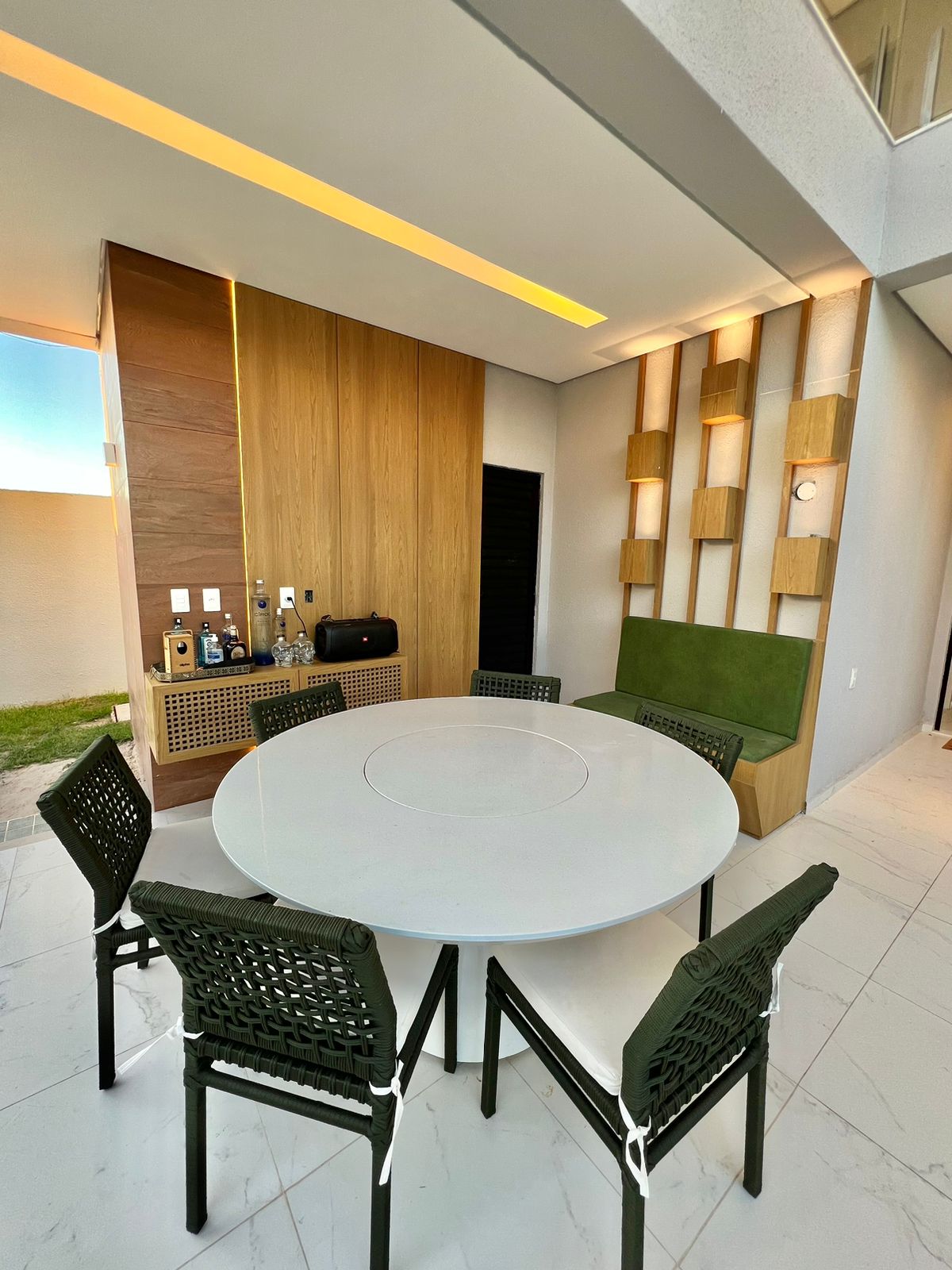 d1d4cb75-c4ff-4651-b790-7b6329cc938b